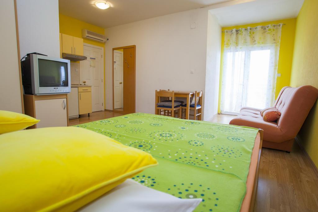 Apartments Makarska Kültér fotó